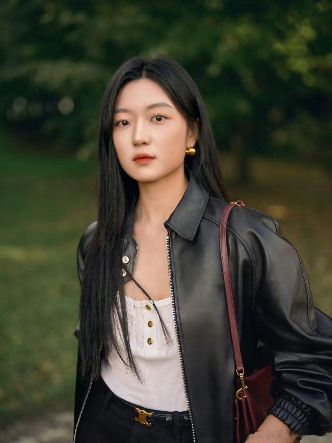 有种预感，90后女演员孙千要火。最近央视八频道的新剧口碑都不错，而作为古装剧的〈