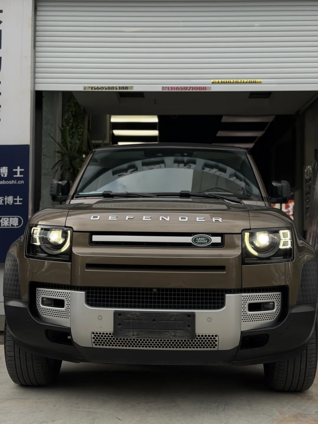 20年路虎卫士110p400HSE汽油3.0T1手实表14万公里原