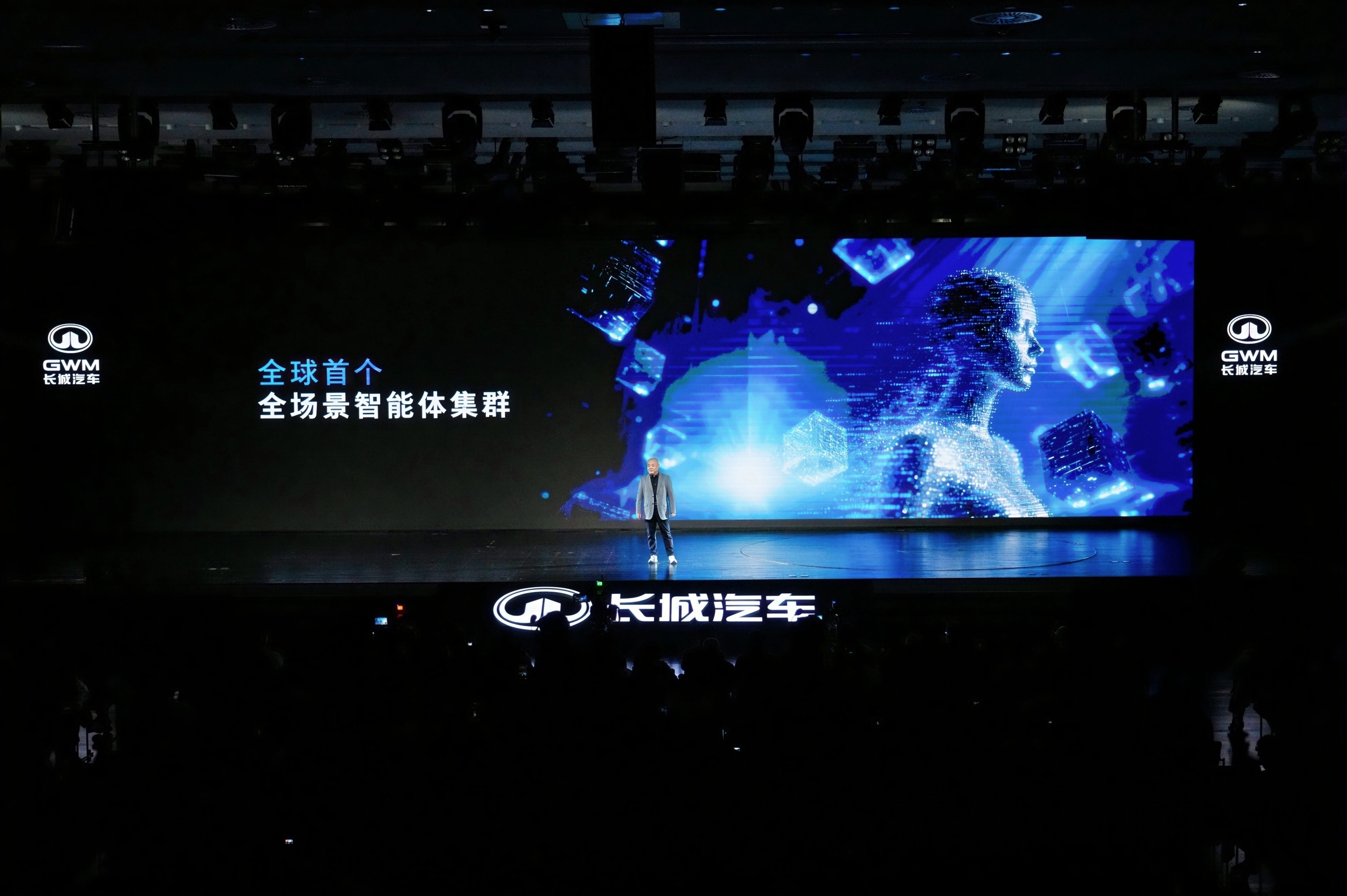 来了，归元平台首款旗舰SUV就要来了。这款新车绝非等闲之辈，它大概率就是发布会上