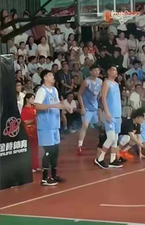 张明池宁愿去野球场打球也不愿继续呆在广东宏远队，到底是为什么呢？张明池和广东宏