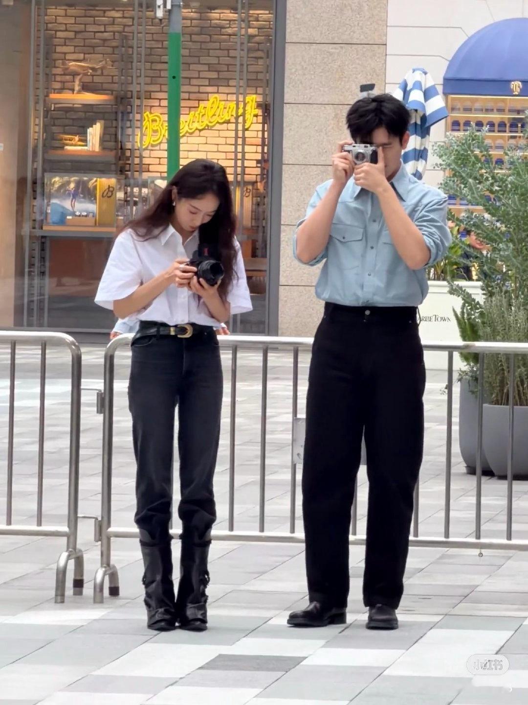 陈飞宇和宋茜同框活动，大长腿x2