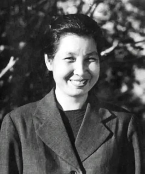 曾志晚年在回忆录中说：在那时，我们年轻人虽然崇敬毛委员，但并不惧怕他，他是有血有
