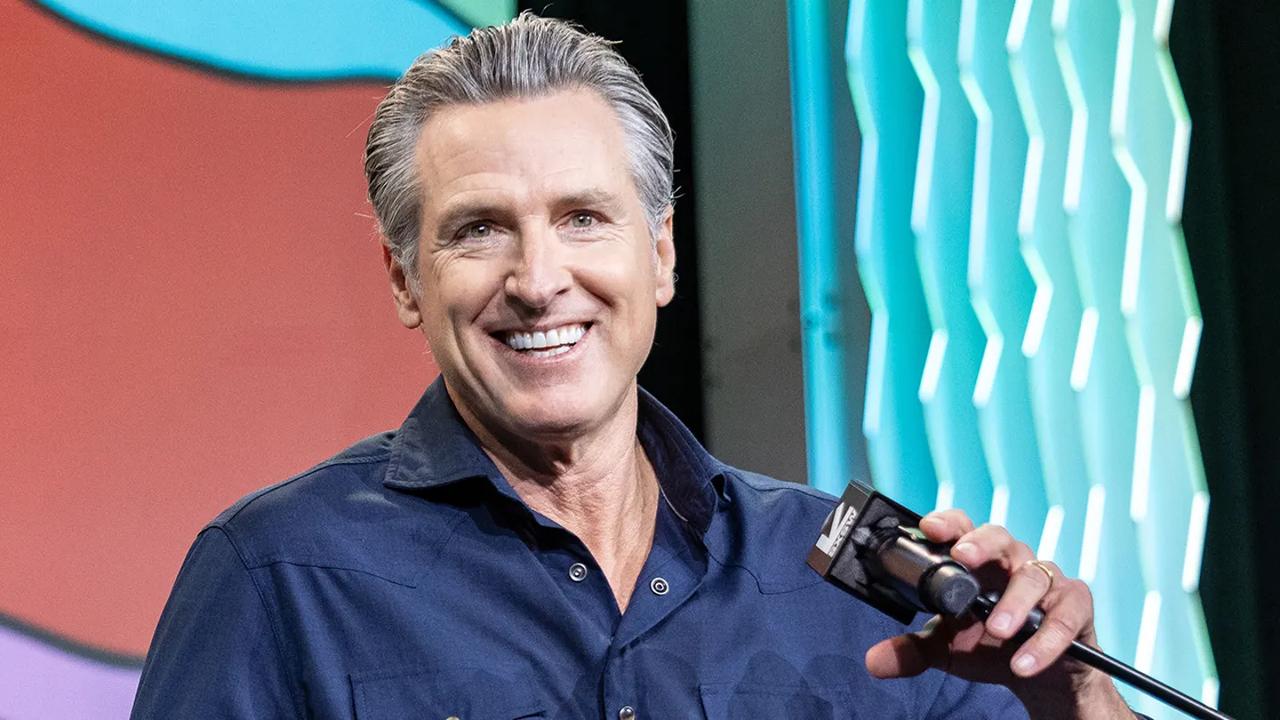 民主党2028年总统候选人正在悄悄回归“白人直男”路线近日，美国民主党战略人