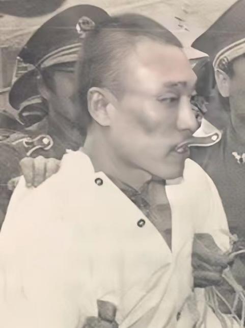 1985年，“山西贼王”王彦青即将被执行死刑，绝望之际，他提出用开锁绝技换命