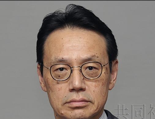 日本驻华大使急哭了！5月15日，日本驻华大使金杉宪治，在接受日本媒体采访时大倒苦