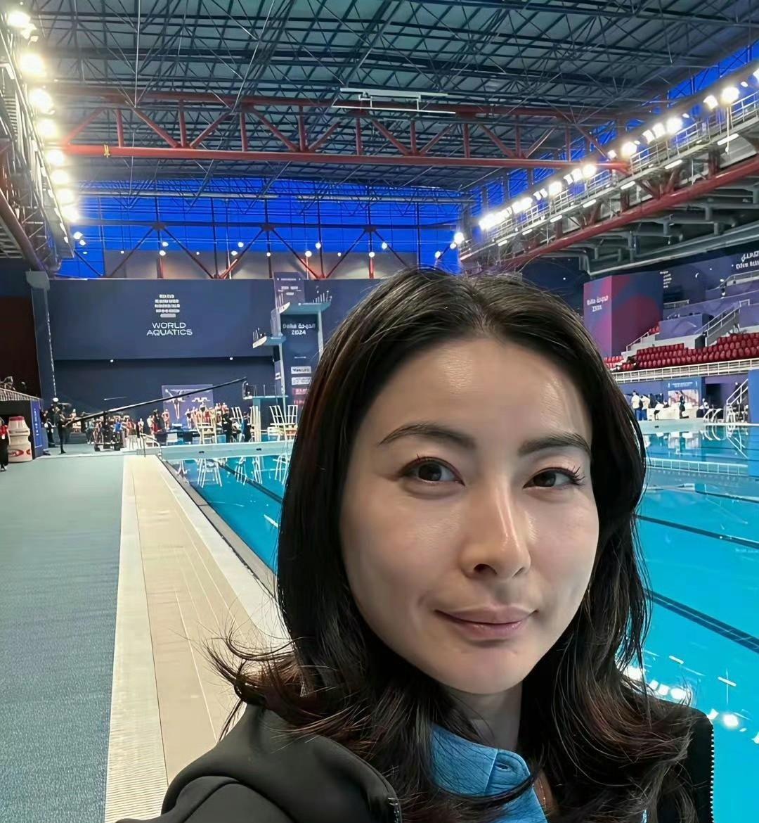 家人们谁懂啊！郭晶晶发自己账号的照片也太真实了吧！不美颜、不化妆，连个滤镜都没有