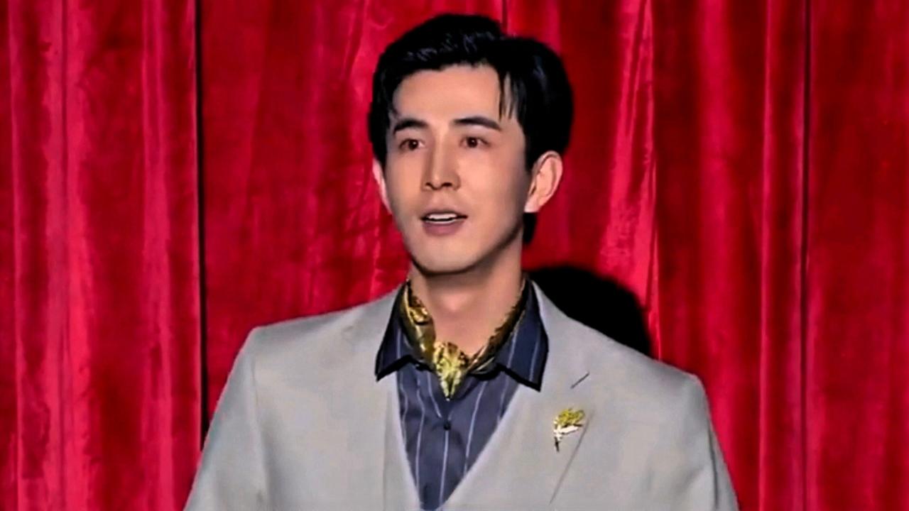 浙江卫视跨年晚会太会了！李川求婚锤娜丽莎甜到齁家人们，浙江卫视跨年晚会直接