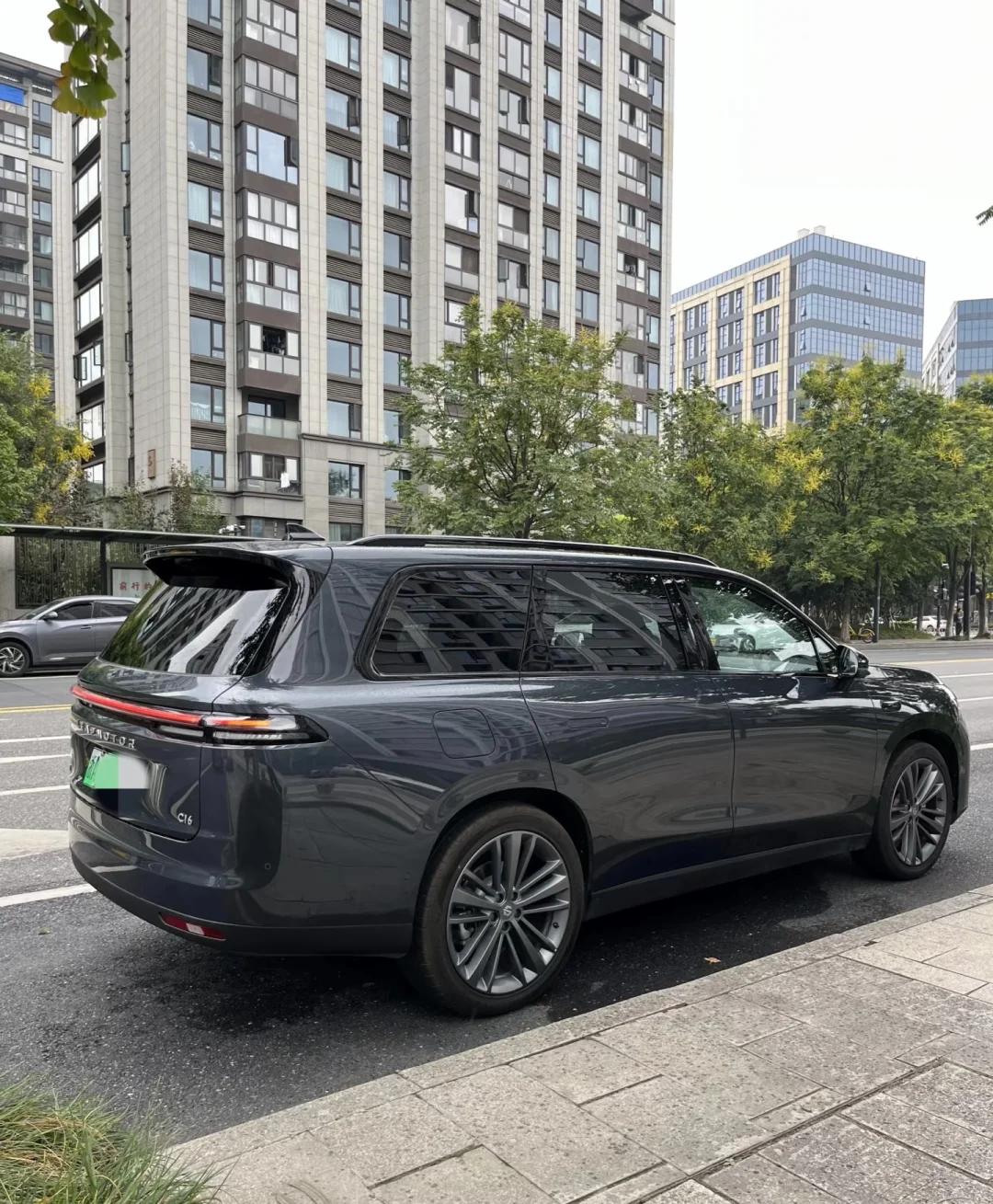 提车C16之后，身边朋友问我最多的问题就是：“这车配置这么高，怎么才卖15万？”