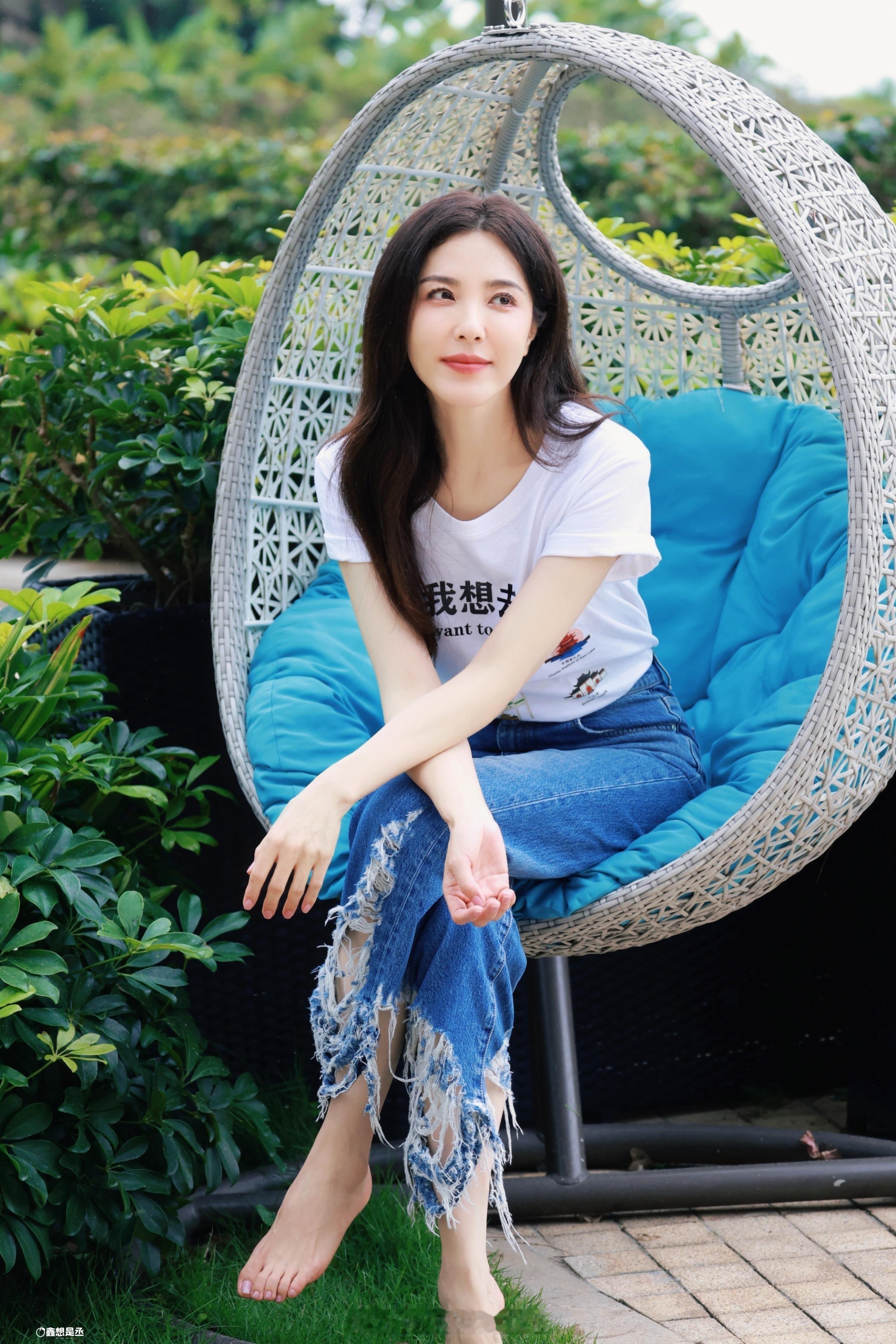 曾黎夏日小清新私服穿搭