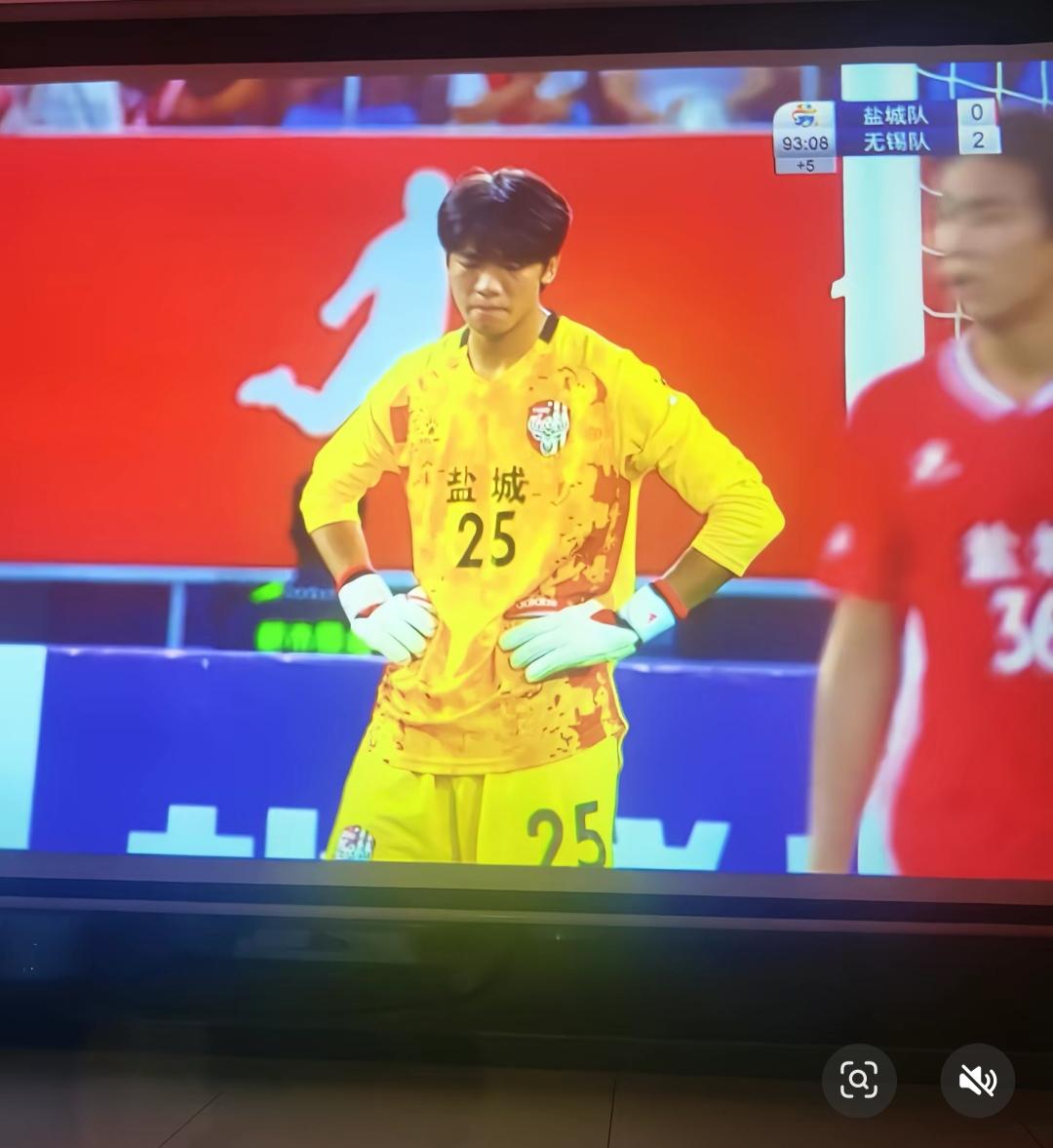 严子航不太行呀，苏超首个被吹捧的高中生门将。昨天晚上两个丢球都不应该，还不如