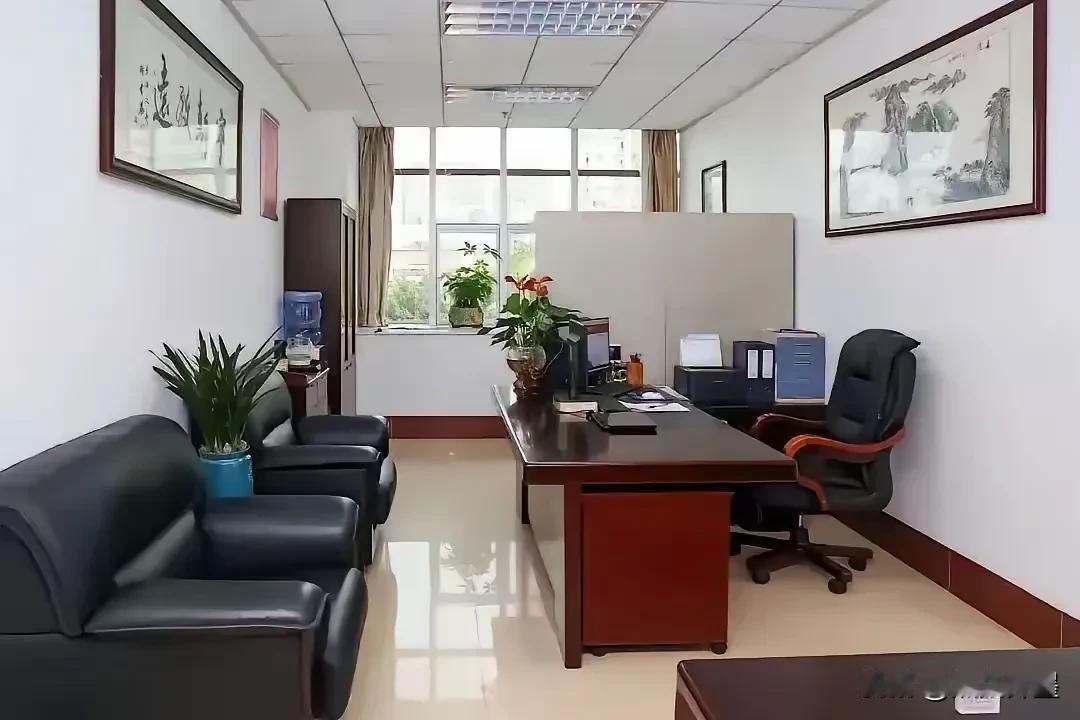 你用多大的办公室，得看你是什么级别ZY机关部级正职：54平；部级副职：42平