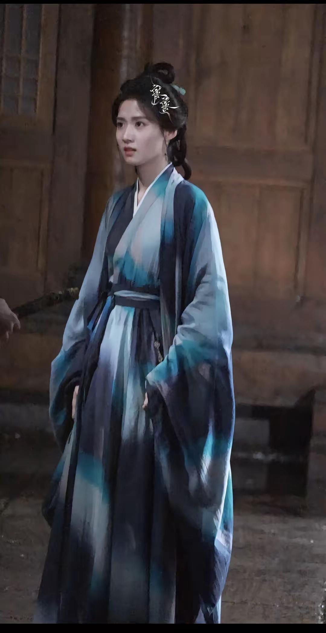 离开了郭敬明的卢昱晓，就像离开了水的鱼，观众表示：难以接受！卢昱晓新剧路透，