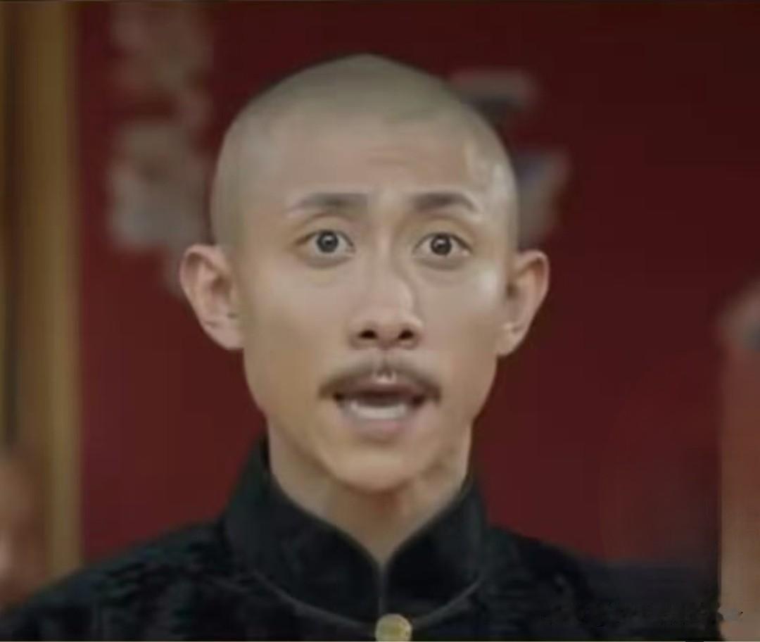 我预感到张一山以后的戏路很广，这个扮相，我觉得他下一秒要说：徐州地方，优势