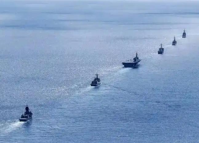 台湾问题这样解决最好！ 第一，宣布台军全部转民！第二，宣布解放军进驻台湾！第