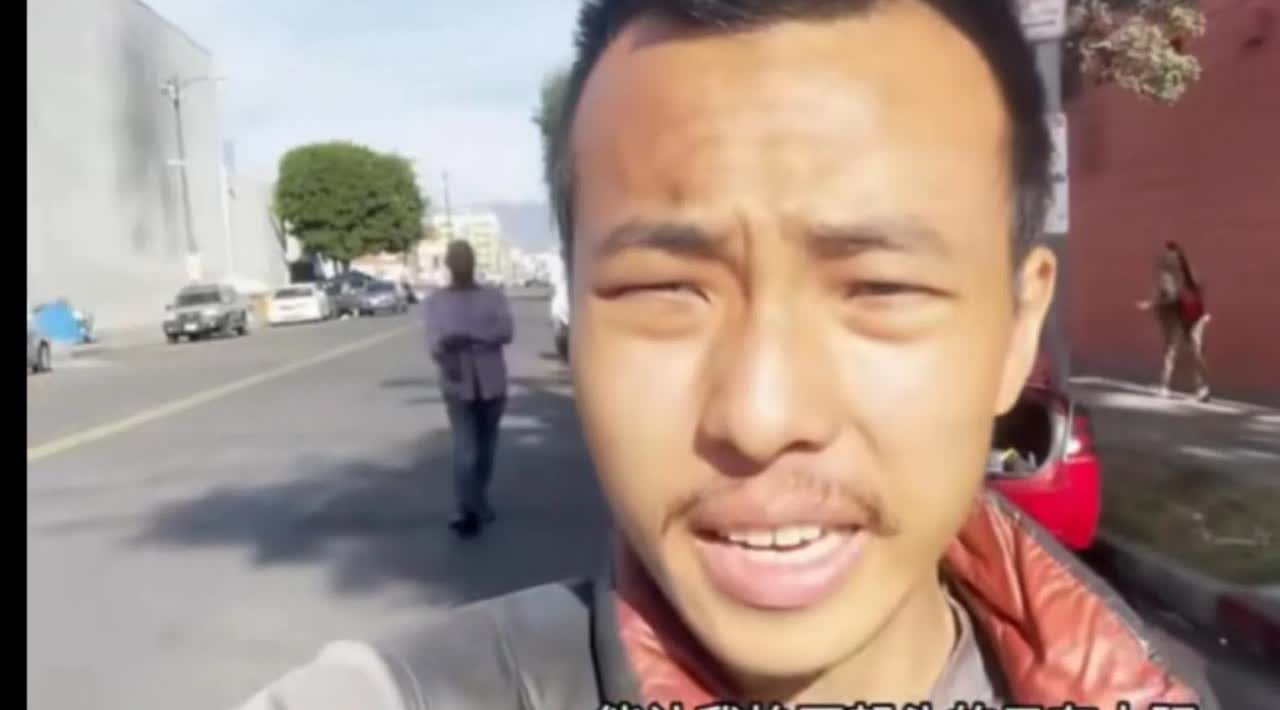 为什么网上润人不肯原谅丁胖子金牌讲师？因为这些润人几代人才能在美国混个脸熟，