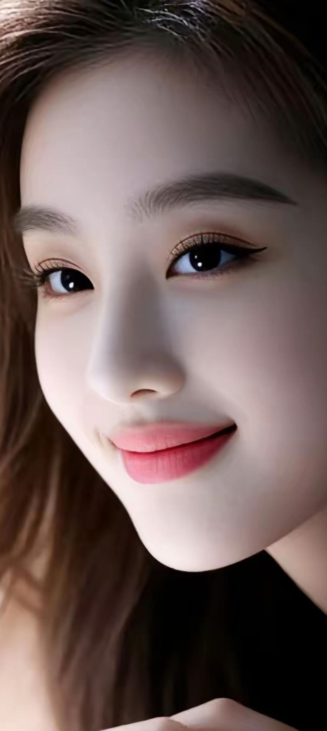 温柔甜美的微笑，让人心动不已！😊✨