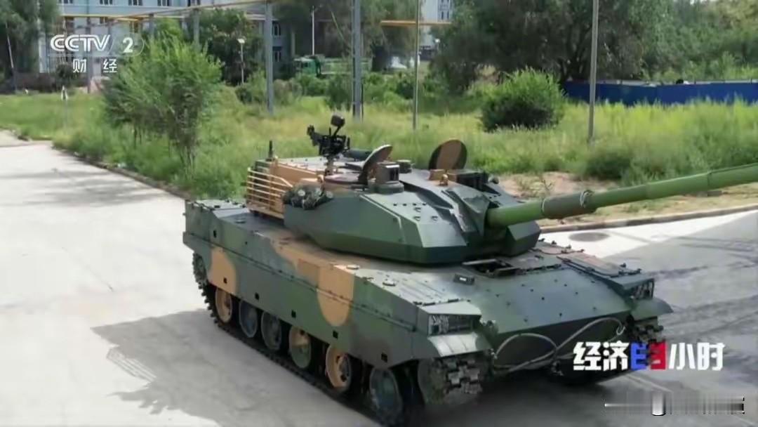 这是南亚和东南亚最先进、最强悍的轻型坦克，没有之一。我国又一批VT-5轻型坦