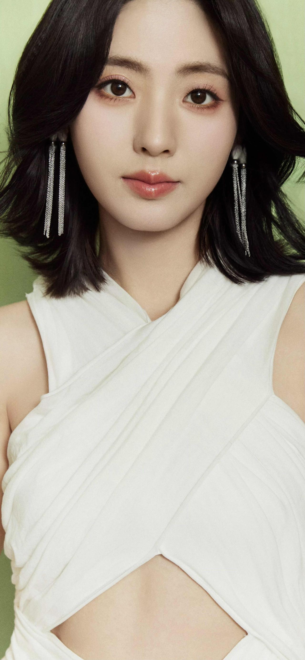 美女壁纸-第6069期-邢菲