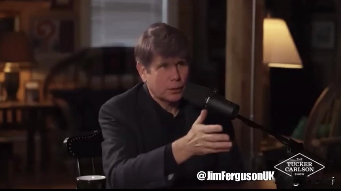 今儿跟大伙聊个美国政坛的陈年大瓜。这回的主角是奥巴马，爆料的是前州长布拉戈耶维奇