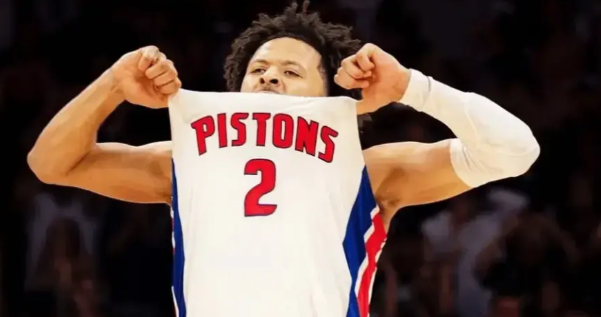NBA官方整了个大活！今儿公布的最佳阵容名单让全球球迷集体懵圈——21岁活塞小将