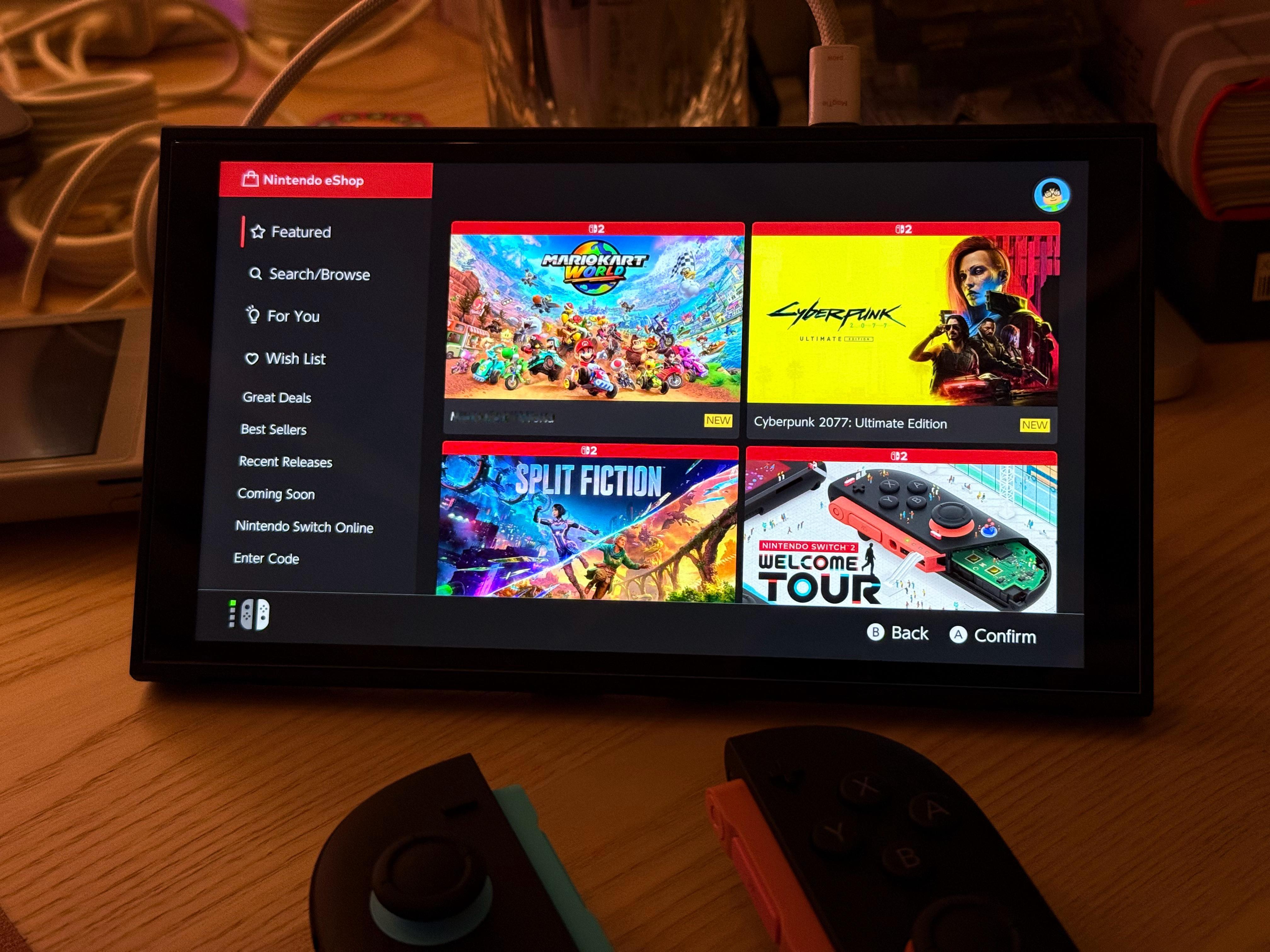 Switch2这块LCD一眼好啊！（我甚至查了一下是不是OLED。非常