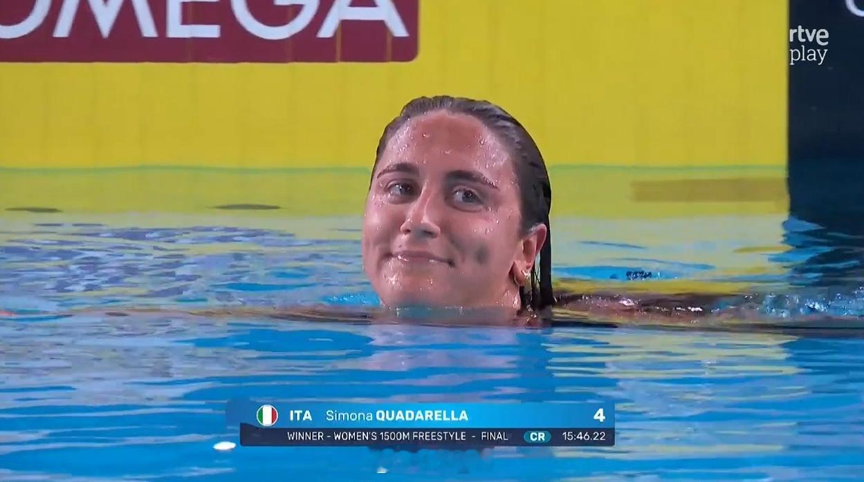 欧洲游泳锦标赛女1500自决赛🇮🇹章鱼妹15:46.22CR🇩🇪G