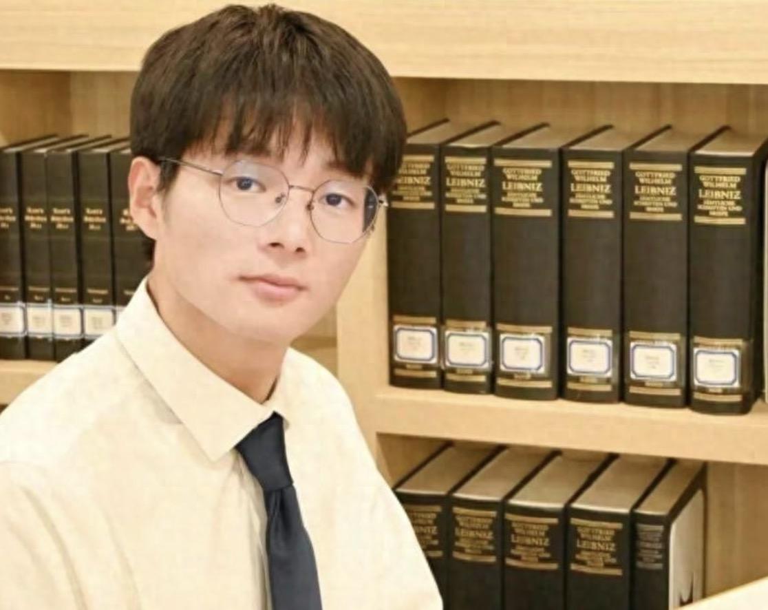 原本不是因为文科不行，而是因为我们不行啊！你看人家99年出生的闵超，才26岁的年