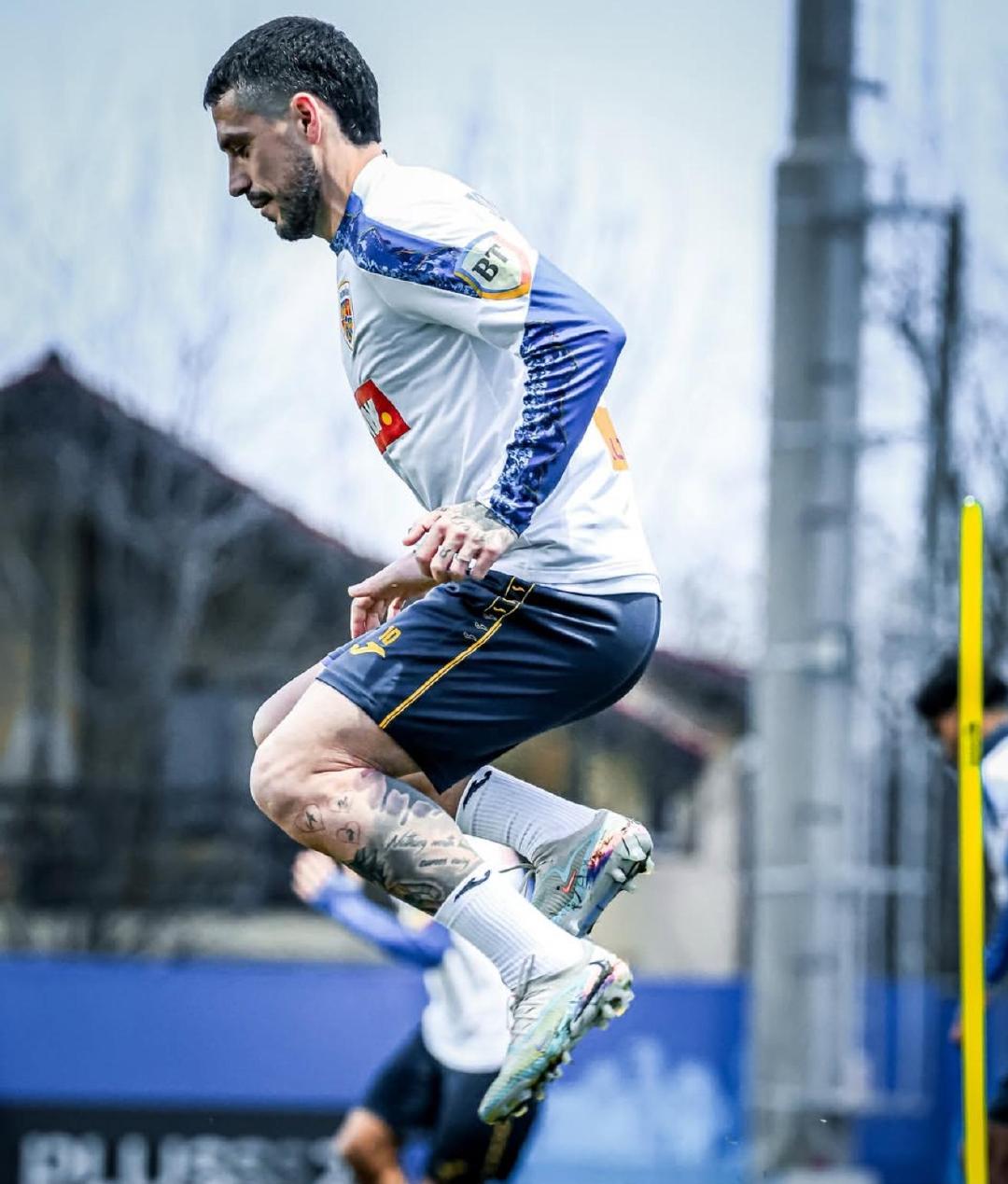 在这个国际比赛日，世预赛欧洲区附加赛正在进行。在此前结束的半决赛中，大连英博两名