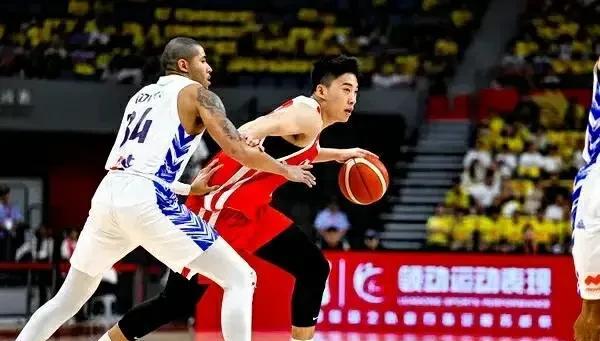 中国男篮与委内瑞拉第二场热身赛最后的比分是78-62，依然中国赢。纵观整个热身比