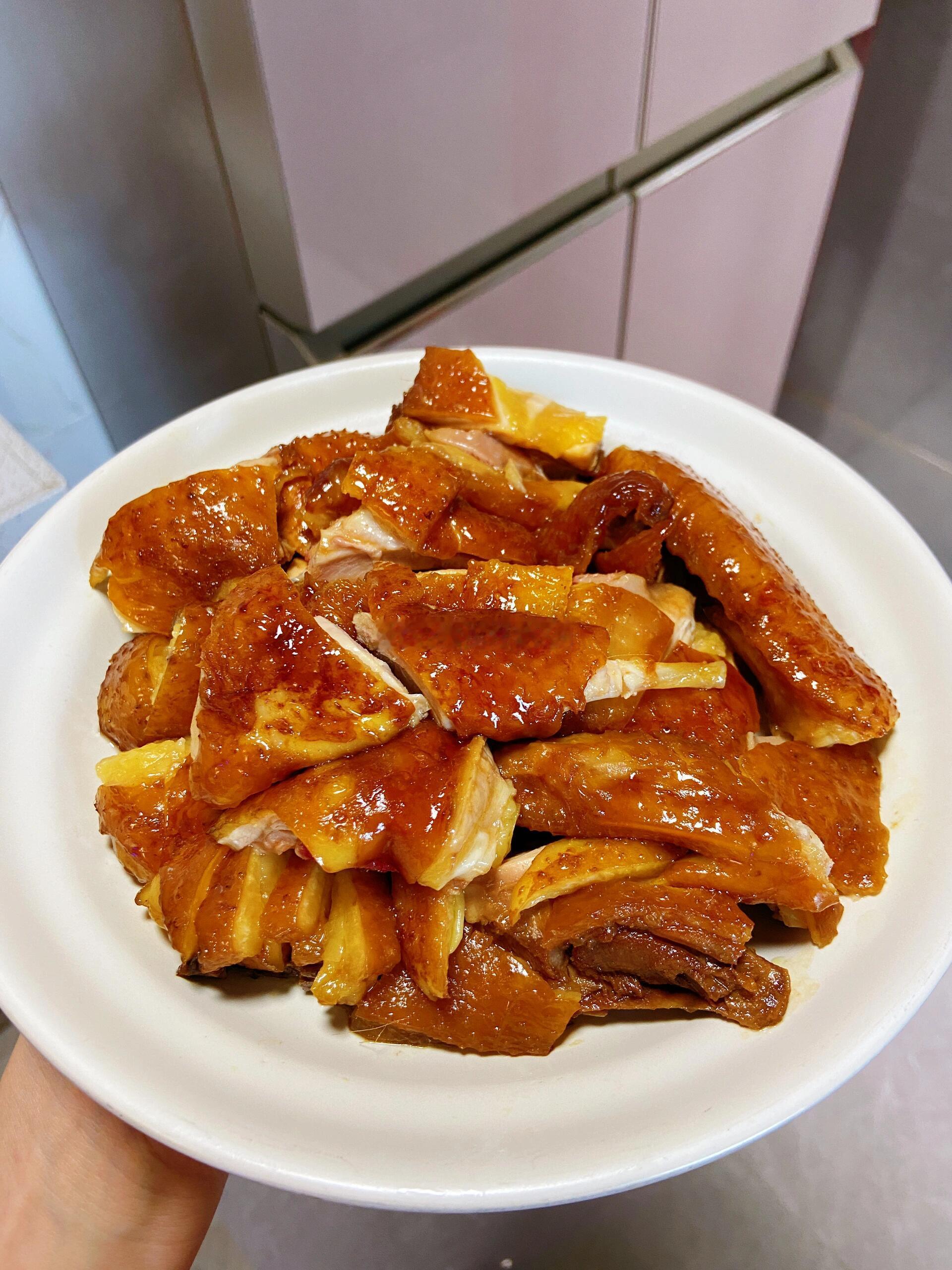 豉油鸡（家庭版）超简单的豉油鸡，一学就会！！建议用老一点的土鸡，肉质紧实鸡皮爽脆