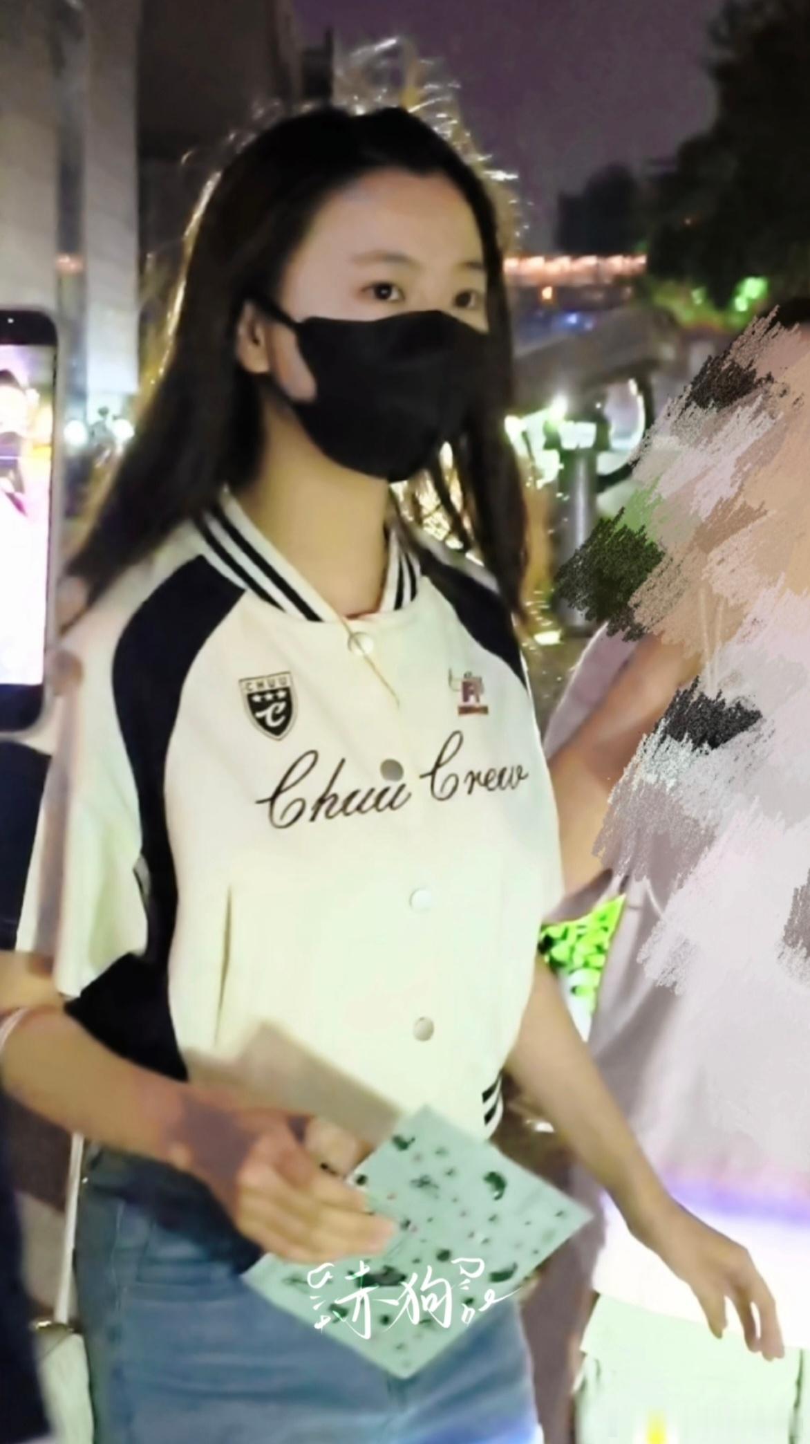 小王男太萌了[笑着哭][哭哭][哭哭]。。哎呦卧槽​​​