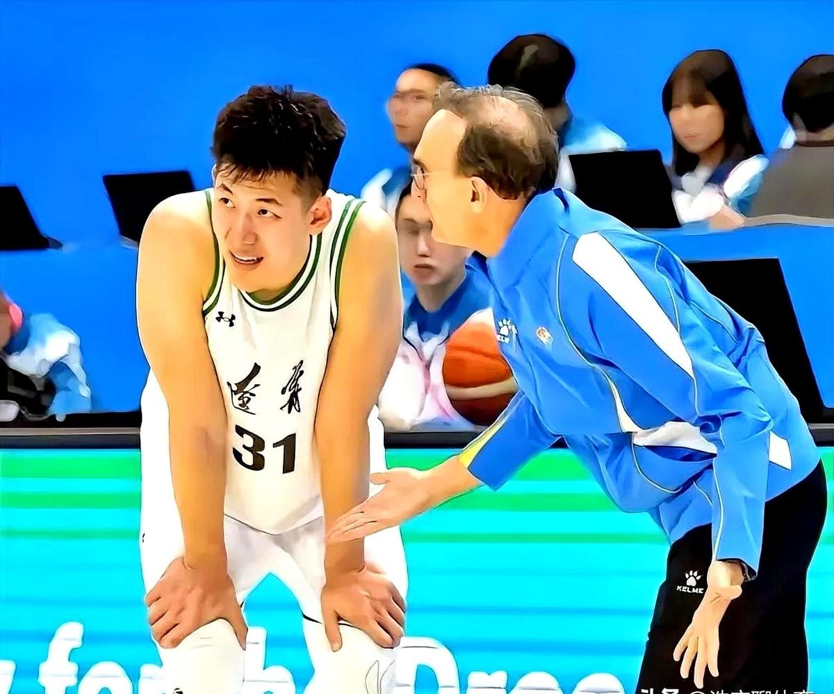 一名年轻球员去美国留学，未来的路会不会更宽？这次，辽宁队的张陈治锋选择了NC