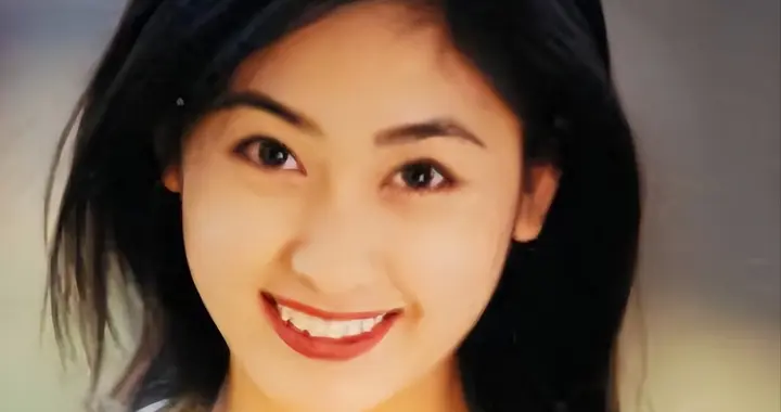 法提麦·雅琦：从模特到妻子的蜕变之路