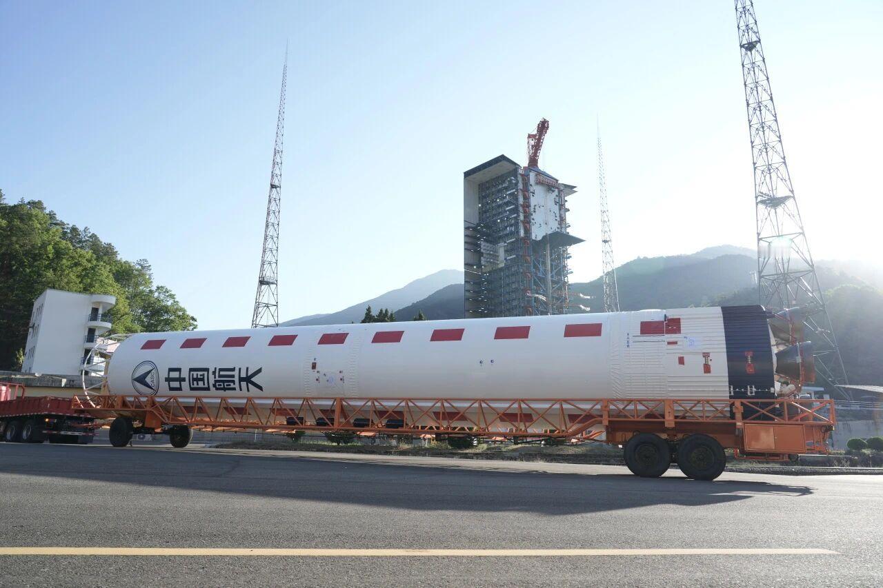 2026年4月24日14时35分，长征二号丁运载火箭在西昌卫星发射中心成功将卫星