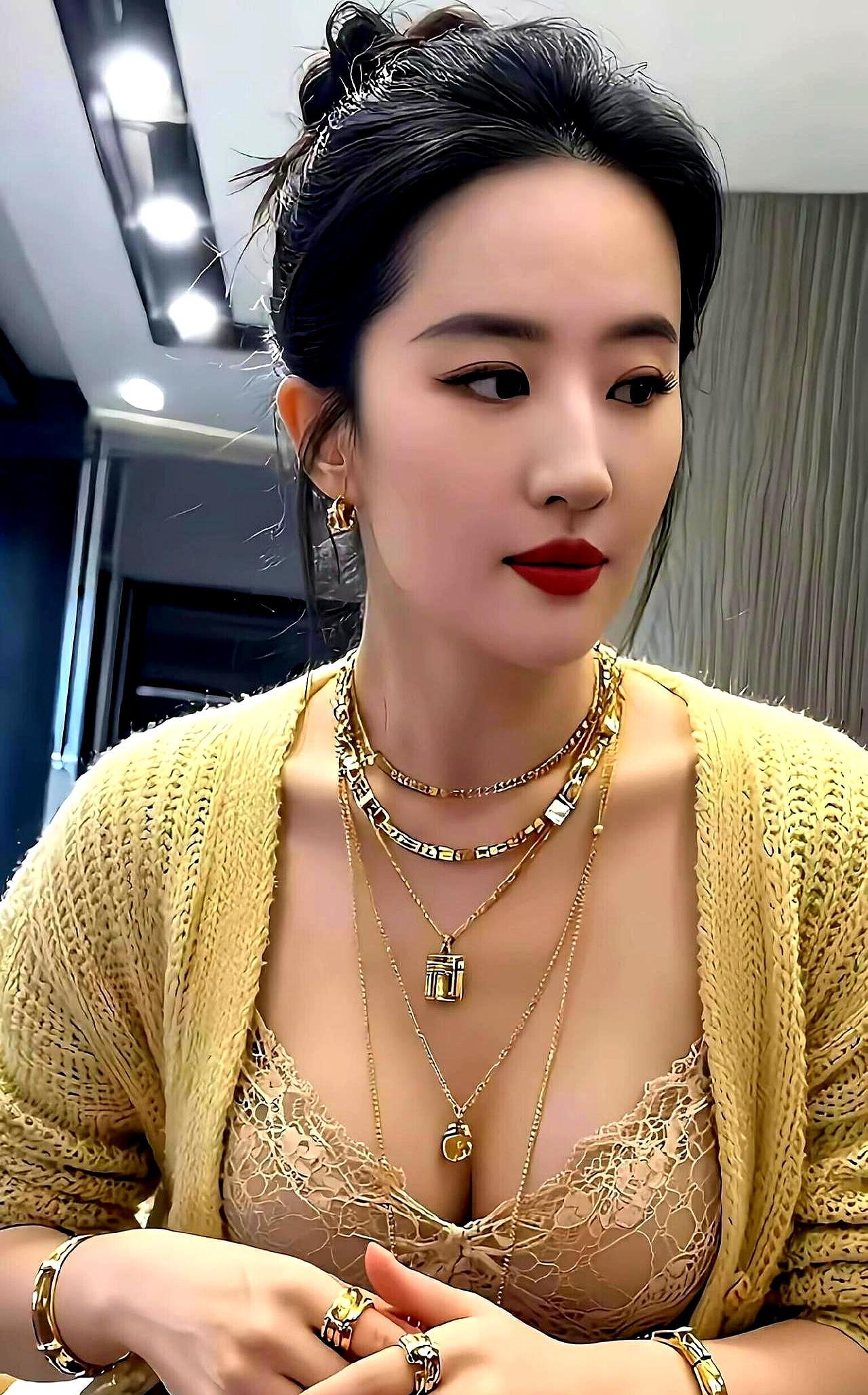 38岁的刘亦菲已经消失在剧组整整700天了。整个娱乐圈都在寒冬里发疯，甚至有人跪