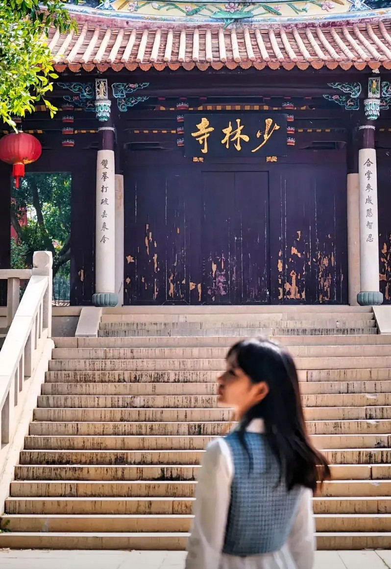 一个方丈释永信，又让多少女人对婚姻失去了信心。既然你选择做和尚，哪怕是做个酒肉和