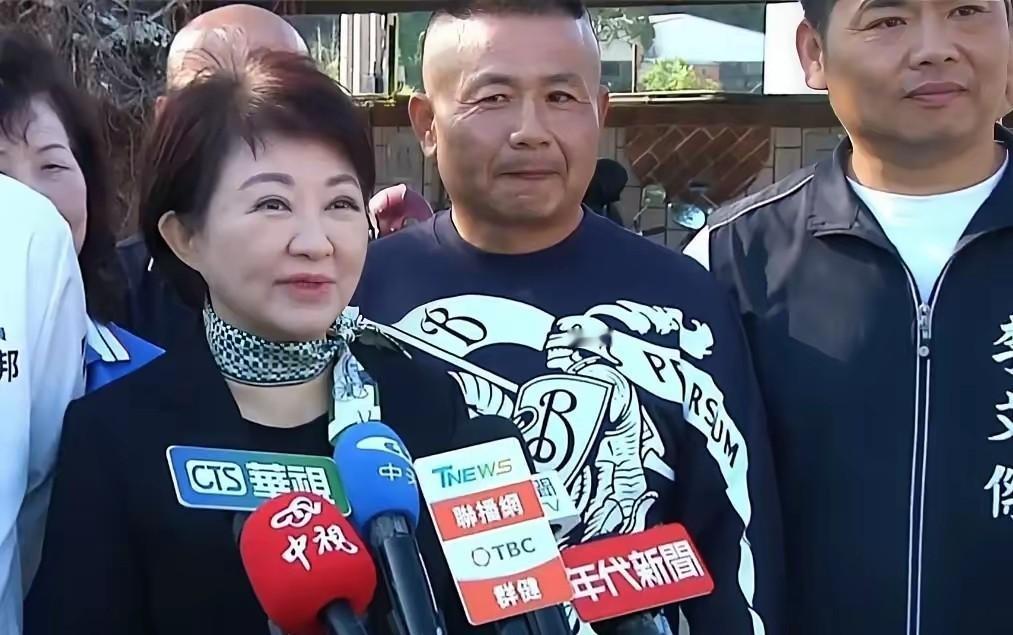 卢秀燕这为位女人精明不精明，刚前两天郑俪文接受采访的时候，主持人问2028会不会