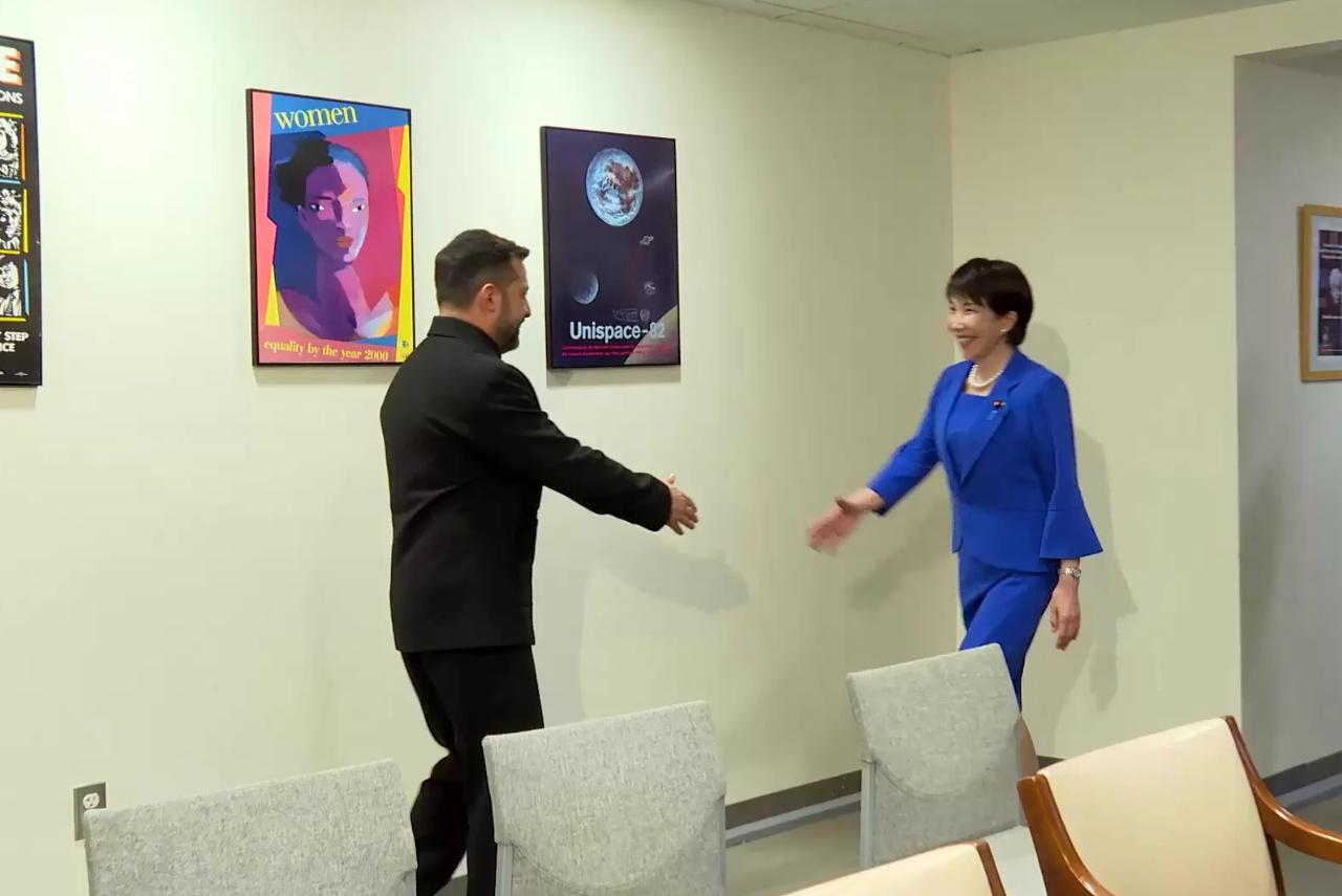 泽连斯基和高市早苗碰头，只谈了20分钟，高市：坚定支持乌克兰 日本首相高市早