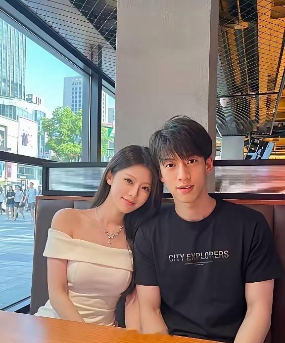 都说胖的女生是潜力股，还真的是这样，瘦下来真的是太美了。