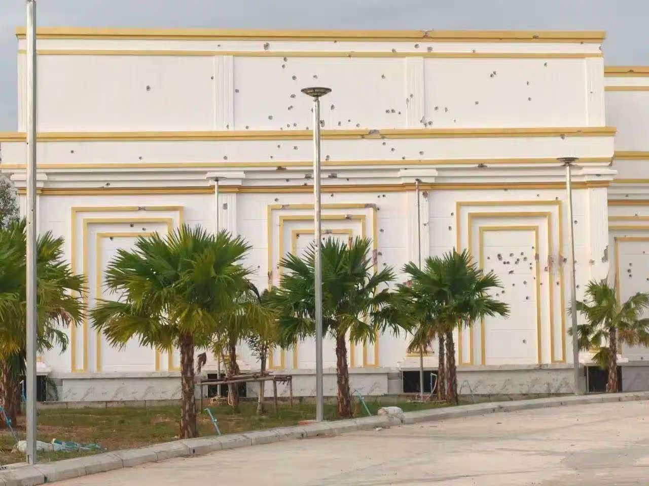 泰国军方透露，柬埔寨边境大赌场，都是特别建筑材料修建，非常坚固。机枪扫射根本没用