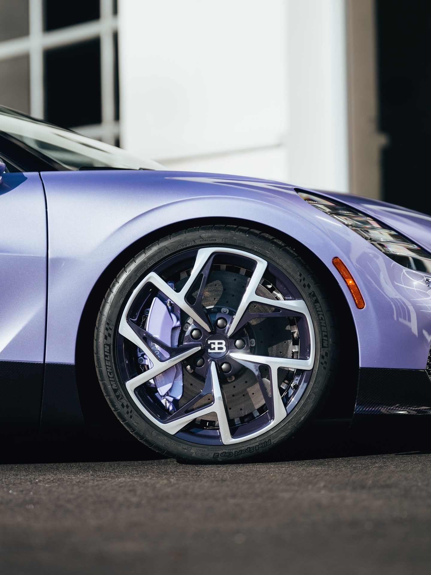 “Caroline”，这是一辆委托打造的布加迪Mistral。受法国普罗旺斯薰衣