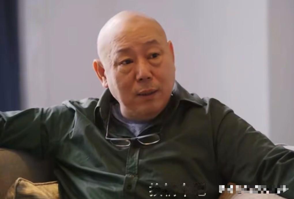 [啤酒]李诚儒要给儿子买百万以内的车随便挑，儿子开11年破三菱他看不下去了 