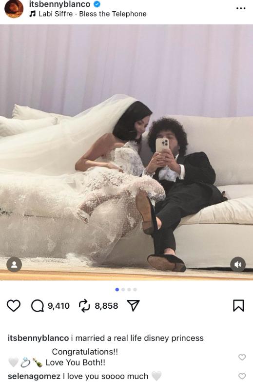 本尼晒婚礼幕后照，还配文“我娶到了现实版的迪士尼公主”。近日赛琳娜与本尼大婚，新