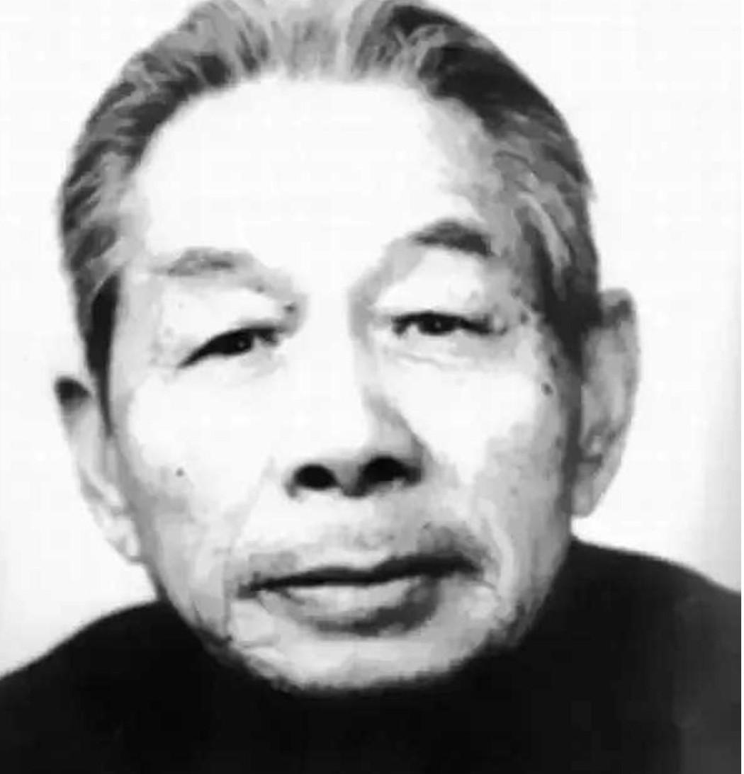 1980年，我国洲际导弹首次发射，但计算弹头的落脚点却难住了众多科学家，一位扫了