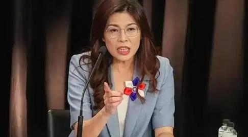 情况有变！国民党主席郑丽文消失，萧旭岑率领一群农业专家、AI工程师赴京，讨论的却