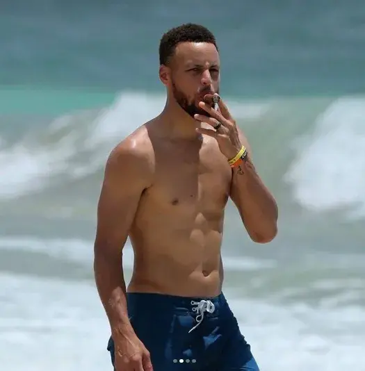 在中国最受欢迎的NBA球员前十