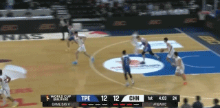 中国男篮后卫赵继伟真是极具自信！在今天进行的中国男篮和中国台北男篮的比赛中，当时