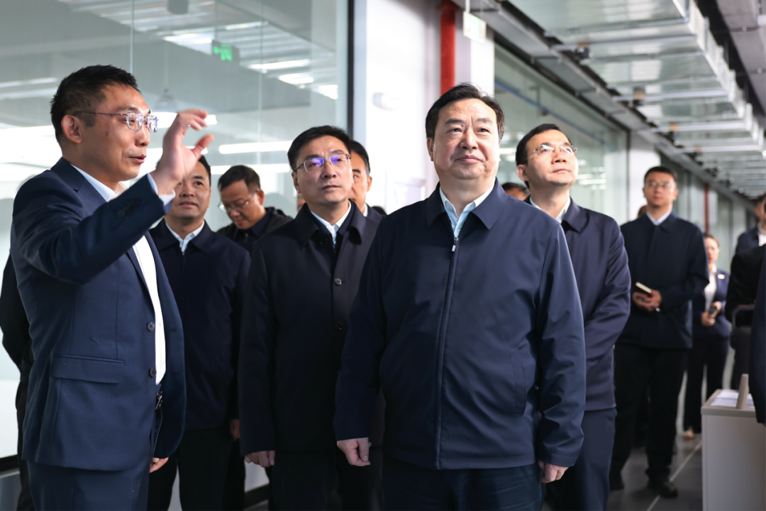 荆州支持江陵县高质量发展现场办公会召开