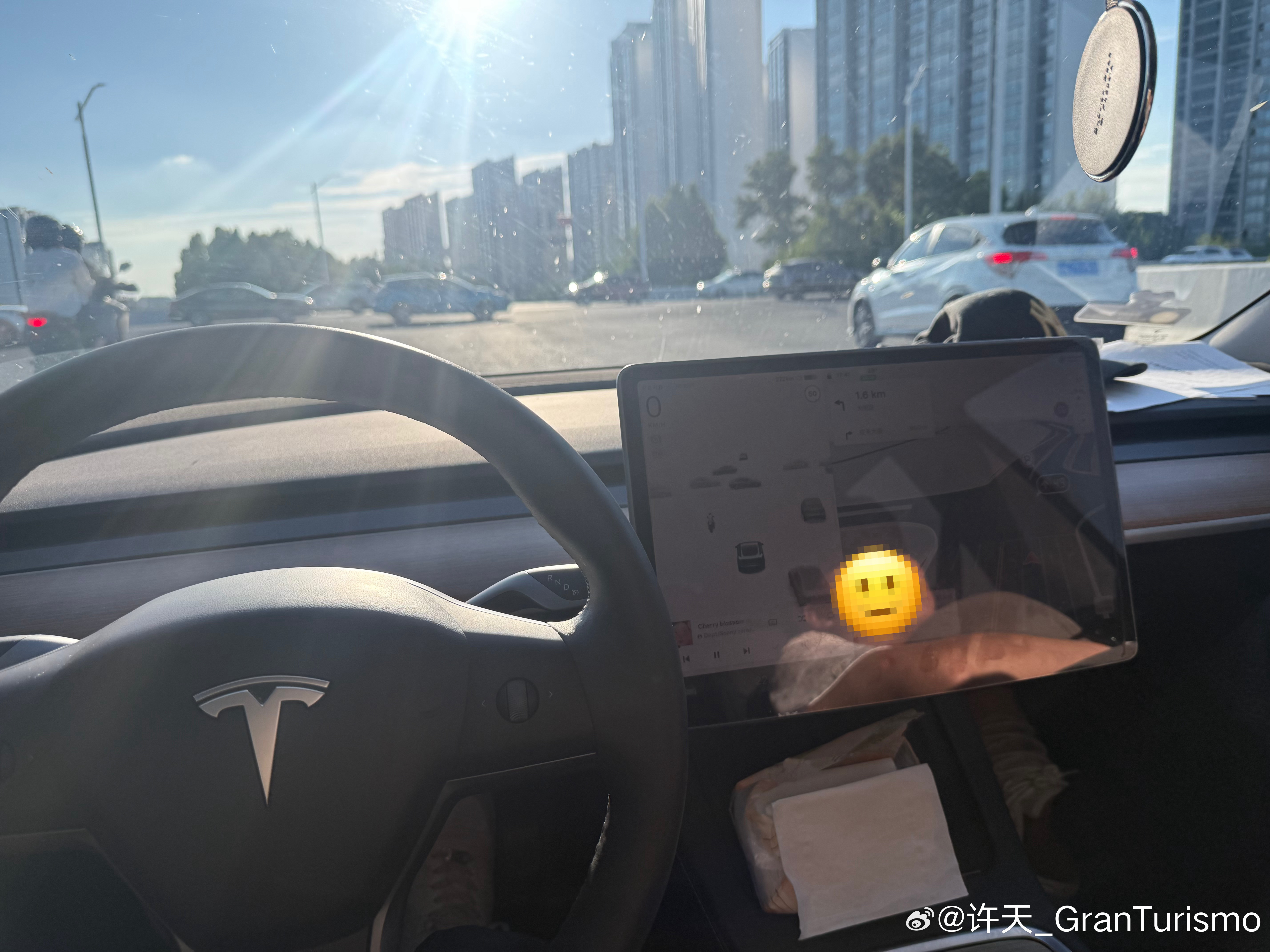 特斯拉Model3长续航版涨价至28.55万只能说特斯拉在电控以及底盘方面有一
