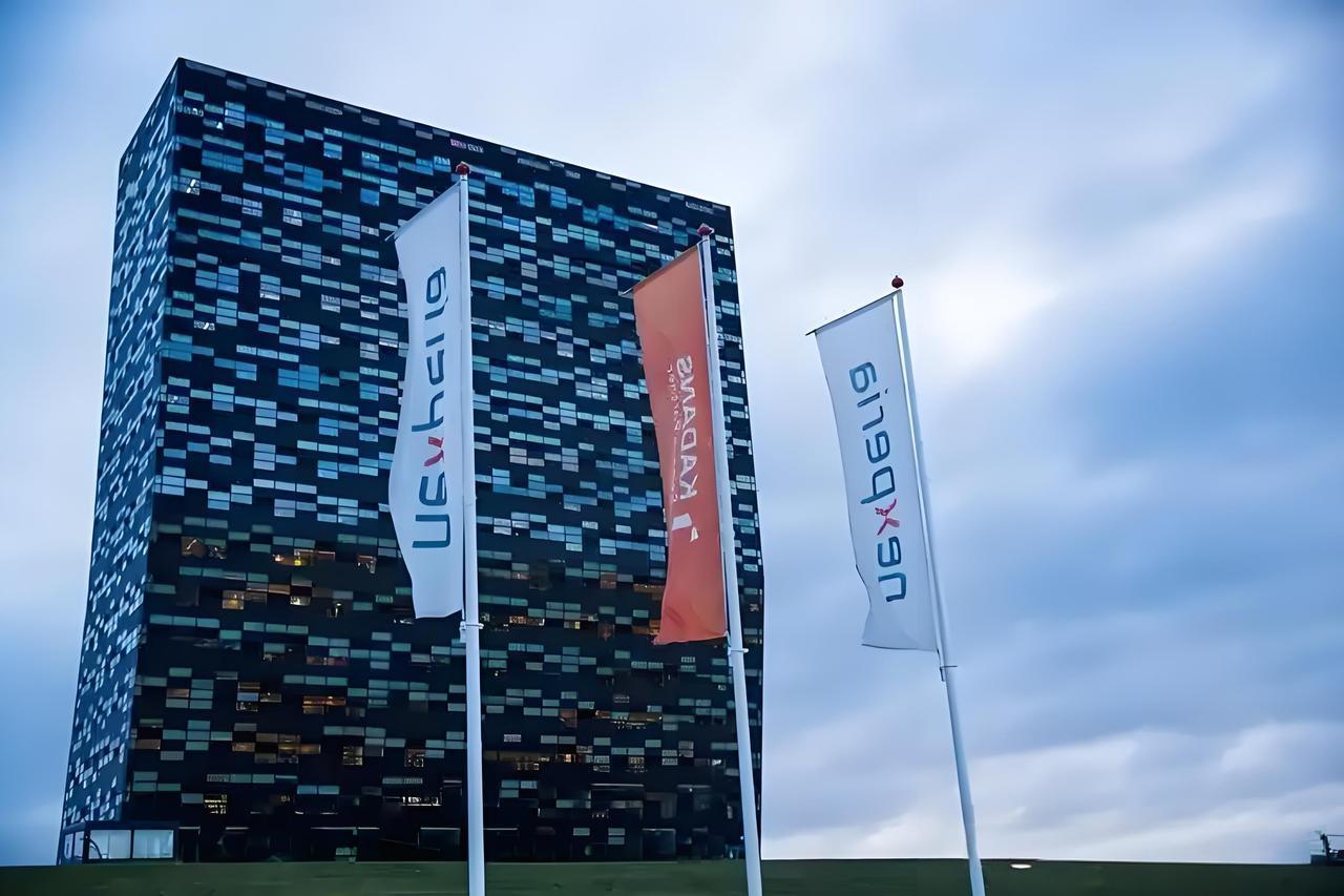 荷兰一个决定，没有打到中国，却让加拿大工厂的本田先受不了了，这真是没打到别人，先